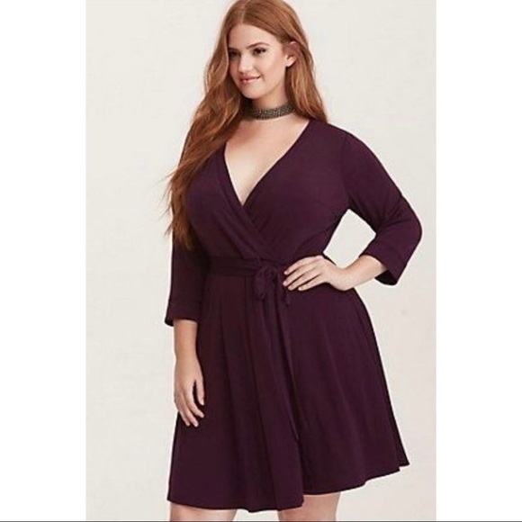 Torrid Faux Wrap V-Neck 3/4th Sleeves Mini Dress Maroon - Picture 5 of 5